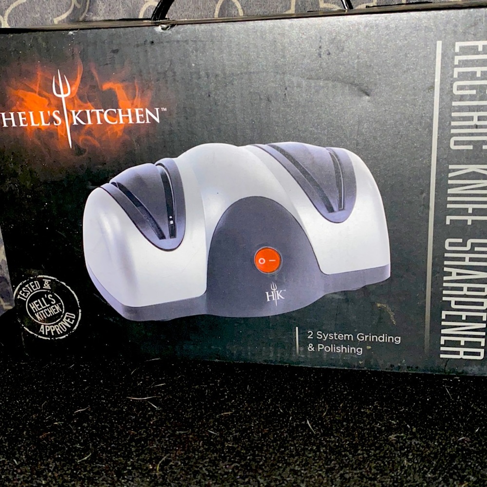 Hell’s Kitchen electric knife sharpener